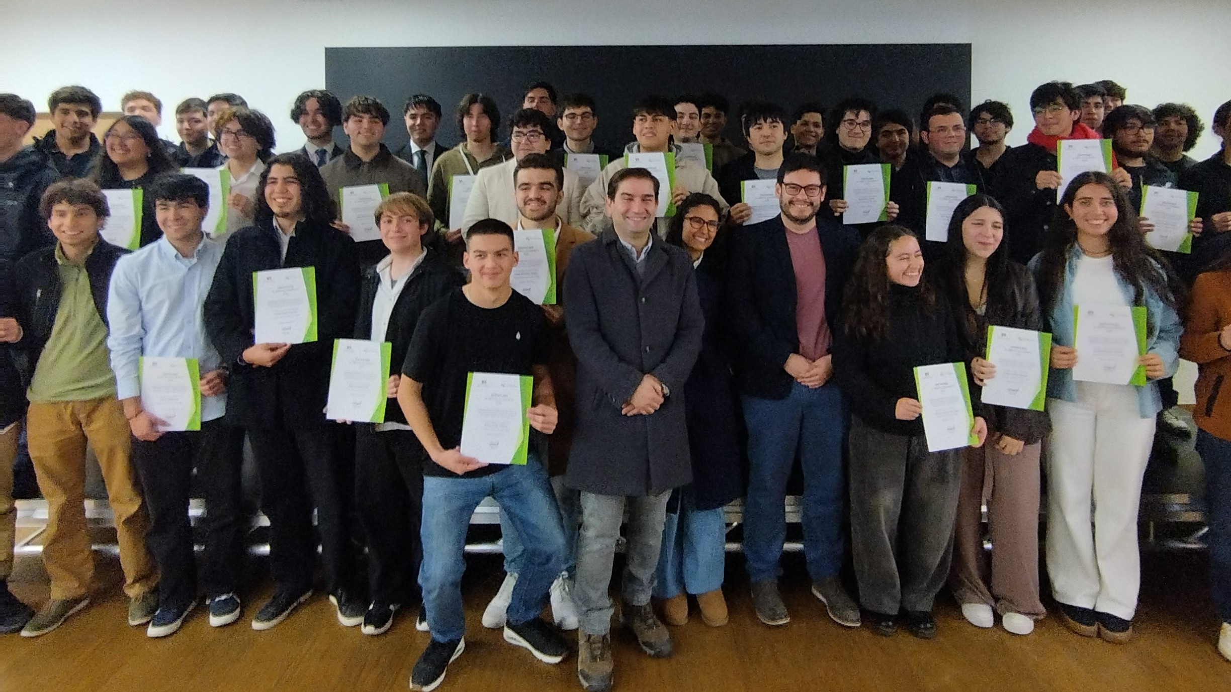 Departamento de Electrónica distingue a estudiantes en Ceremonia de Reconocimiento de Mérito Académico Departamento de Electrónica distingue a estudiantes en Ceremonia de Reconocimiento de Mérito Académico