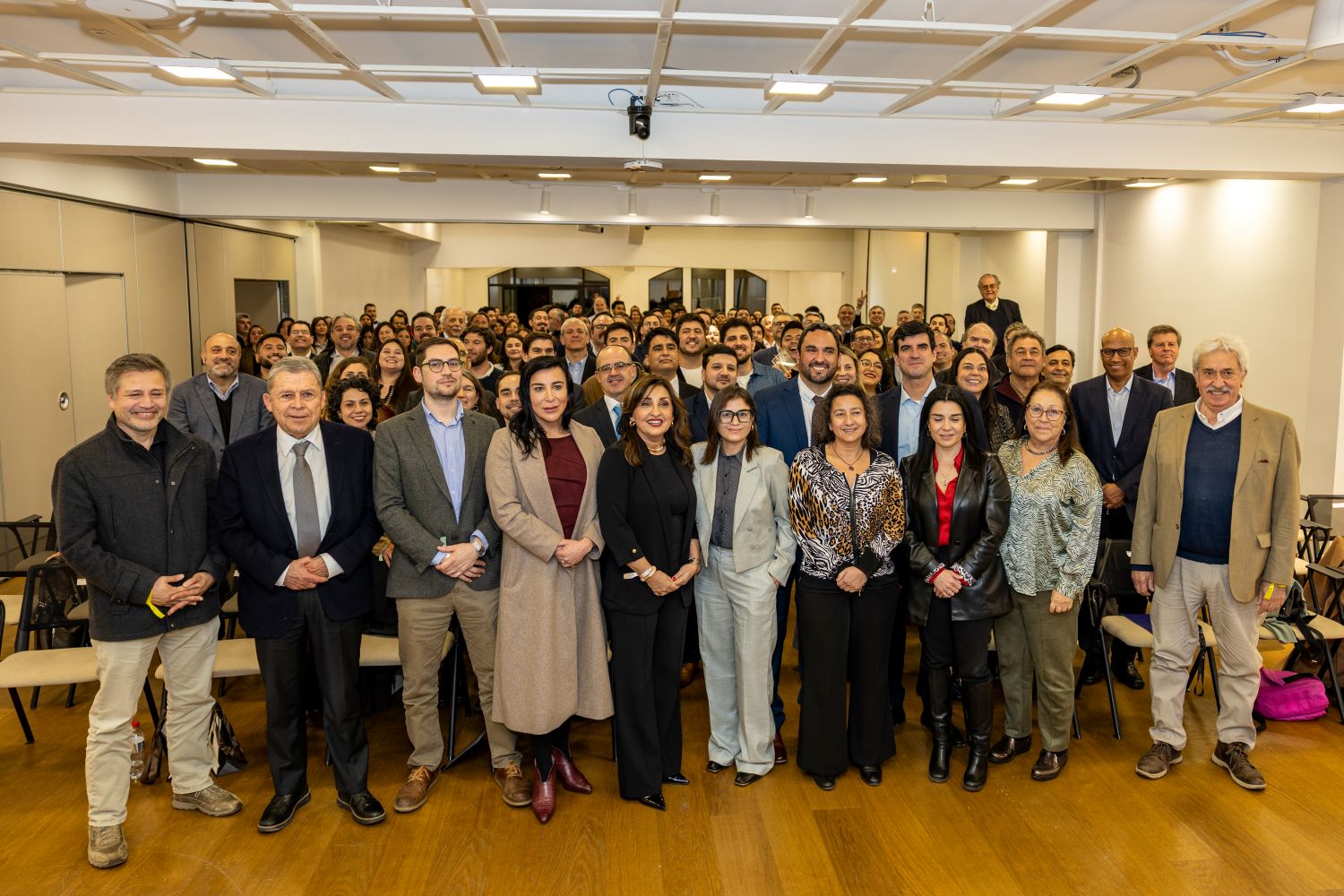 Instituto 3IE-USM celebra 25 años al servicio de la innovación y el emprendimiento Instituto 3IE-USM celebra 25 años al servicio de la innovación y el emprendimiento