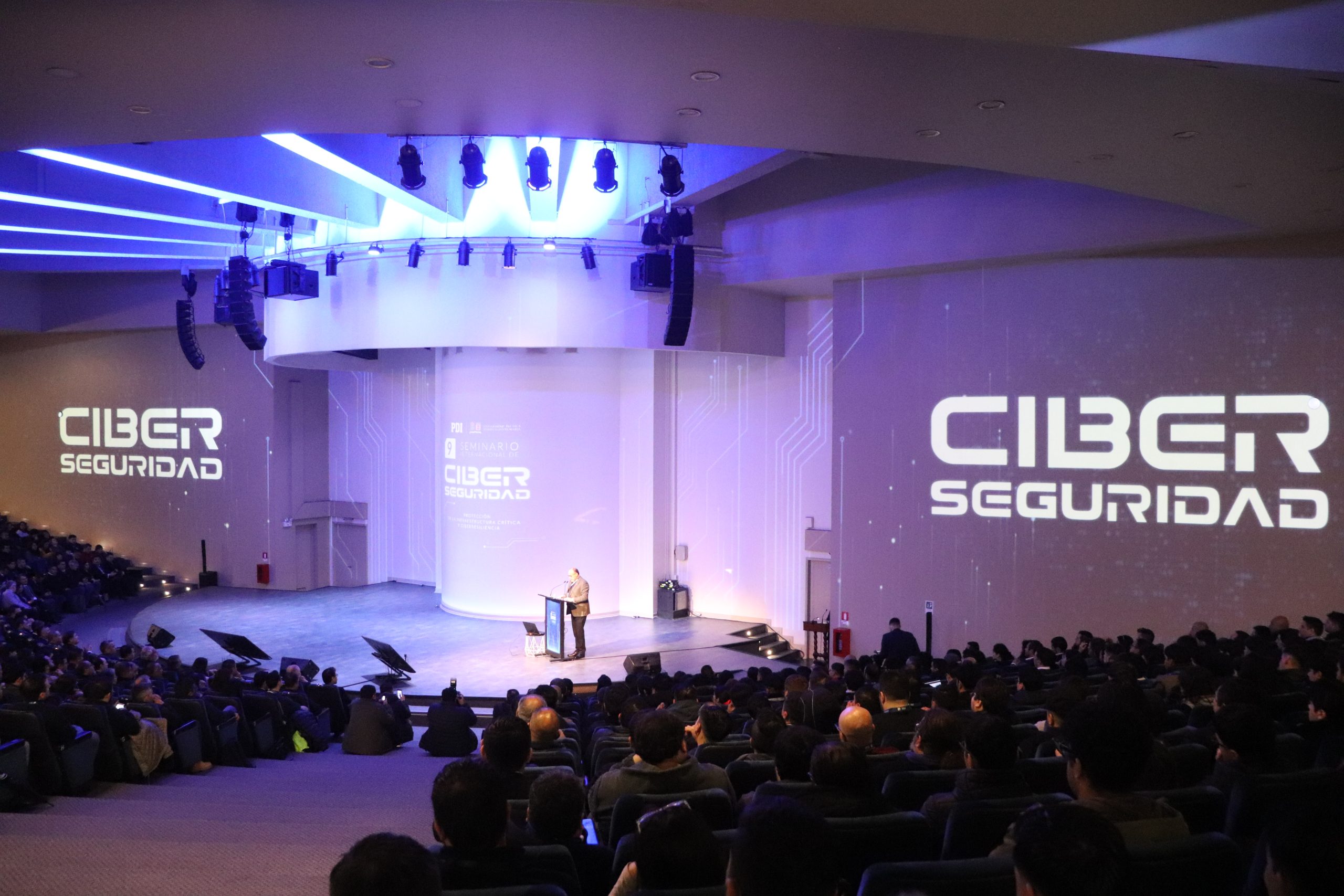 USM y PDI abordan el impacto de la inteligencia artificial en la ciberseguridad USM y PDI abordan el impacto de la inteligencia artificial en la ciberseguridad