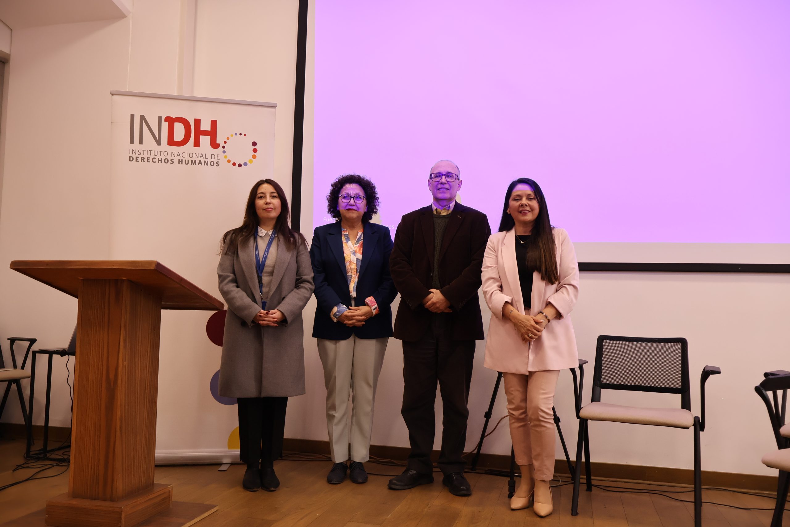 Seminario abordó los derechos humanos de las personas sordas en la USM Seminario abordó los derechos humanos de las personas sordas en la USM